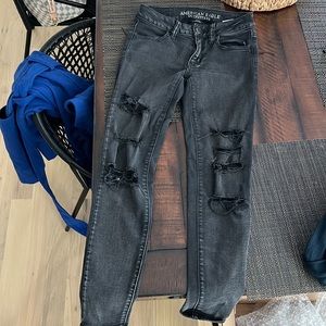American eagle distressed jeans - black